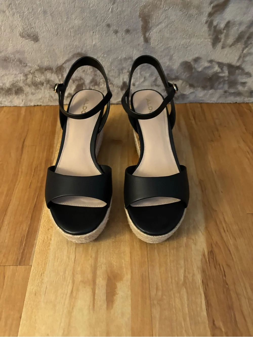 Aldo Laressa Black Platform Sandals with Ankle Strap Women’s Size 8.5